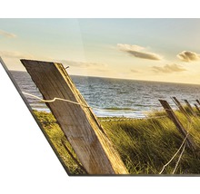 Dekoratives Wandbild mit Küstenmotiv und Holzzaun