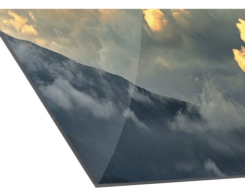 Acrylglasbild mit Berglandschaft und Wolken