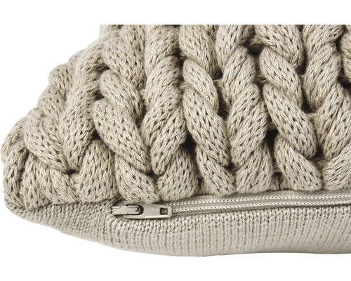 Dekokissen mit Zopfmuster und Reißverschluss