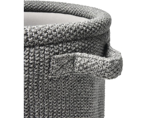 Detailansicht eines Strickkorbs mit Griffen