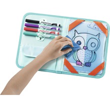 Zeichenmappe mit Stiften und abwischbarem Motiv mit Hand