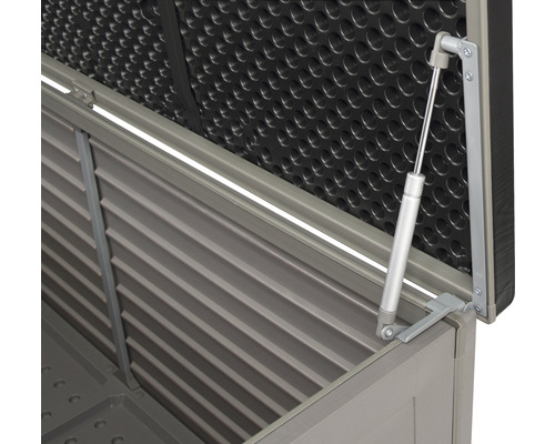 Innenansicht einer Kunststoff Gartenbox mit Gasdruckfeder