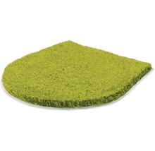 Grüner Teppich mit hohem Flor