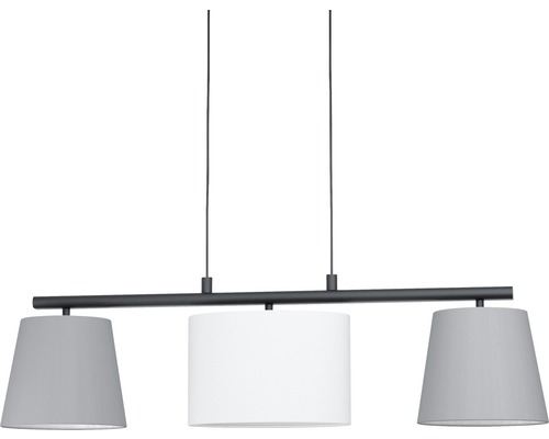 Dreiflammige Pendelleuchte mit Lampenschirmen