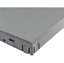 Detailaufnahme einer Metallplatte