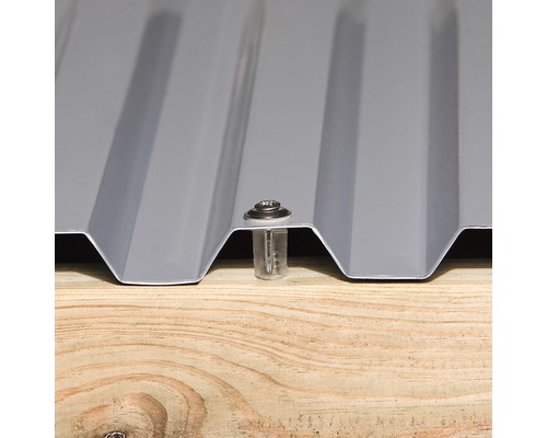 Trapezblechbefestigung mit Schraube auf Holzunterkonstruktion