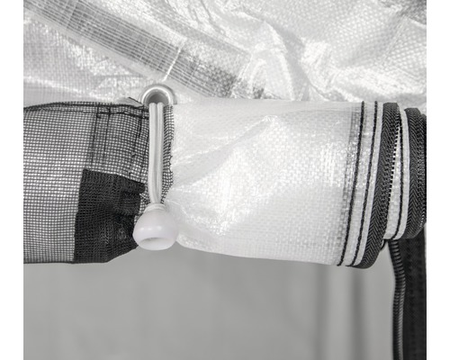 Detailansicht eines Growzelts mit Reißverschluss und Kordelzug