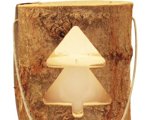 Windlicht aus Baumrinde mit Tannenbaum-Ausschnitt und Metallhenkel