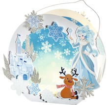 Weihnachtsdekoration mit Winterlandschaft, Schloss, Rentier und Eisprinzessin