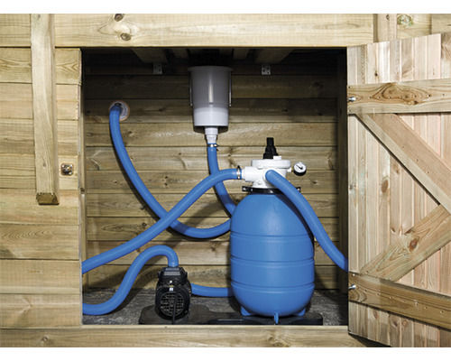 Sandfilteranlage im Holzschrank