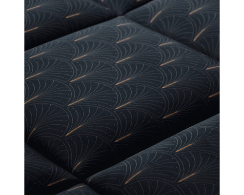 Gesteppter Stoff mit grafischem Muster