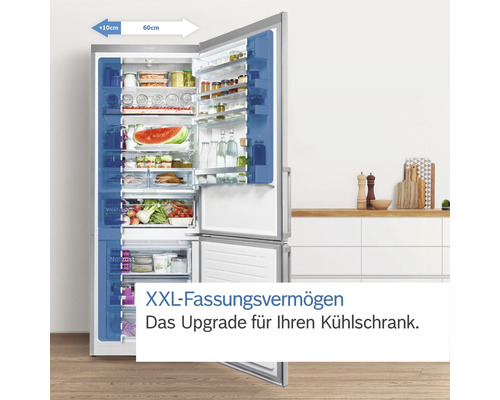 Geöffneter Kühlschrank mit Lebensmitteln und hervorgehobenem Fassungsvermögen