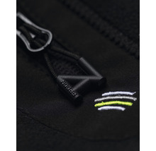 Detailaufnahme einer schwarzen Jacke mit Ardon Logo und Reißverschluss
