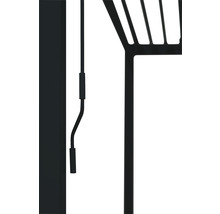 Detailansicht einer Duschabtrennung mit Brauseschlauch