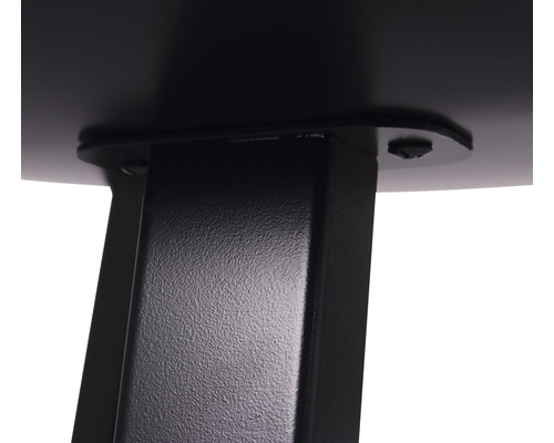 Detailansicht einer Tischbeinbefestigung mit Schrauben