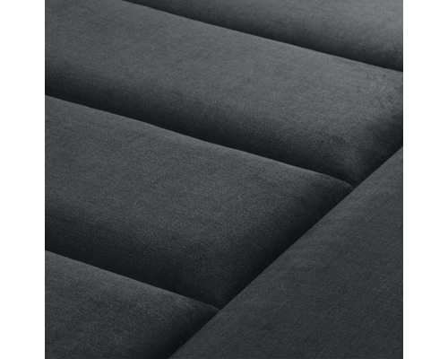 Detailaufnahme eines Polstermöbels mit gesteppter Oberfläche