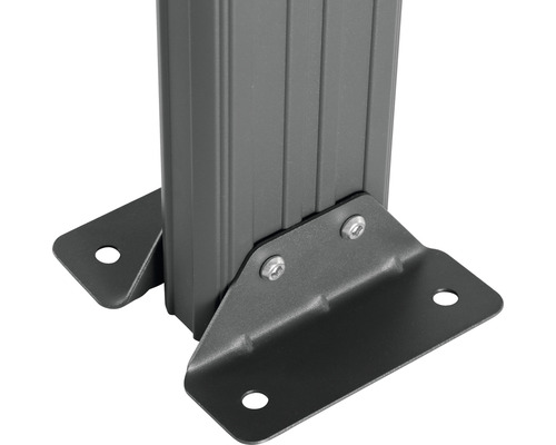 Pfostenfuß aus Metall zur Befestigung eines Pfostens