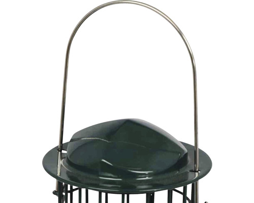 Detailansicht einer Vogelfutterstelle mit Aufhängebügel