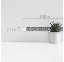 Bordüre mit Ornamentmuster, 5,00 Meter lang und 0,05 Meter breit