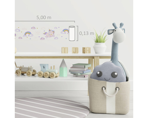 Kinderzimmer mit Bordüre mit Einhorn, Wolken und Regenbogen, Länge fünf Meter und Breite 0,13 Meter