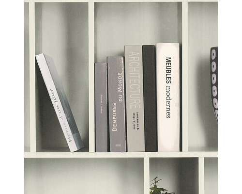 Regal mit Dekorationsbüchern