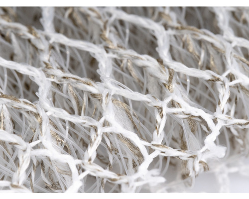 Nahaufnahme eines weißen und goldenen Bodengitters.