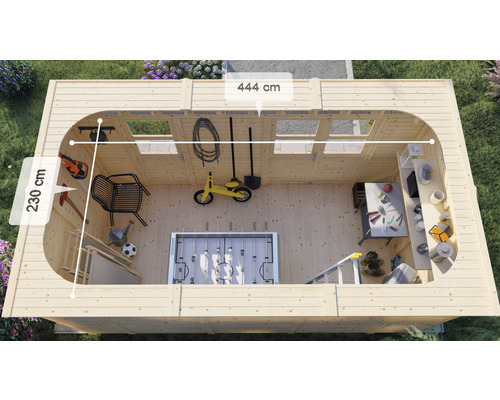 Draufsicht Gartenhaus mit den Maßen 444 cm mal 230 cm, eingerichtet mit Tischfußball, Tisch, Werkzeugen und Spielsachen