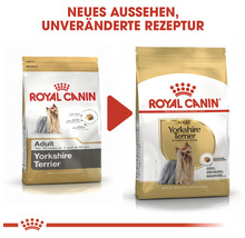 Zwei Royal Canin Yorkshire Terrier Adult Hundefutter Packungen im Vergleich
