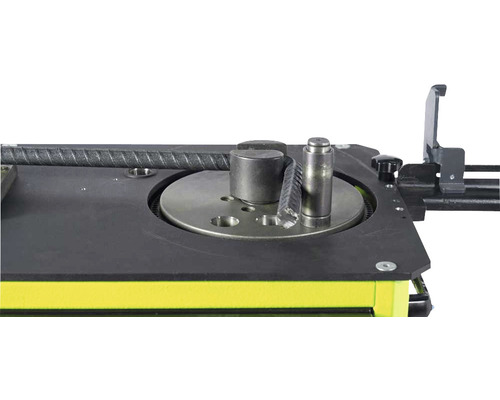 Biegemaschine für Betonstahl mit gebogenem Bewehrungsstahl