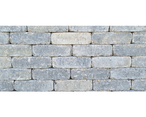 Mauer aus Pflastersteinen