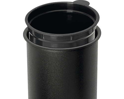 Schwarzer Behälter mit offenem Deckel