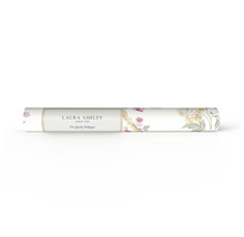 Laura Ashley Tapetenrolle mit Blumenmuster
