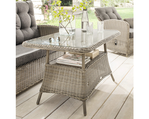Gartentisch aus Rattan mit Glasplatte und Ablagefläche