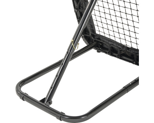 Detailaufnahme eines Baseball-Rebounders mit verstellbarem Rahmen und Netz