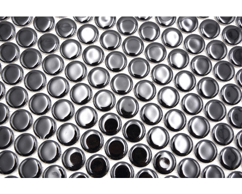 Mosaikfliese mit runden, glänzenden Steinen