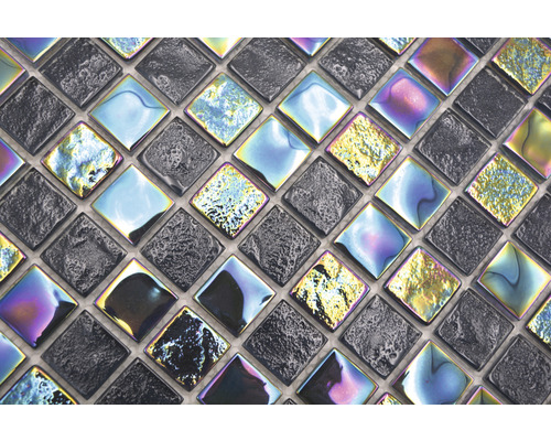 Nahaufnahme von quadratischen Mosaikfliesen