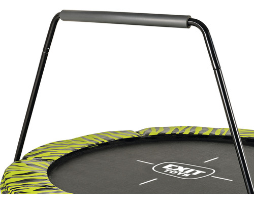 Detailansicht eines Trampolins mit Haltegriff und Sicherheitsabdeckung