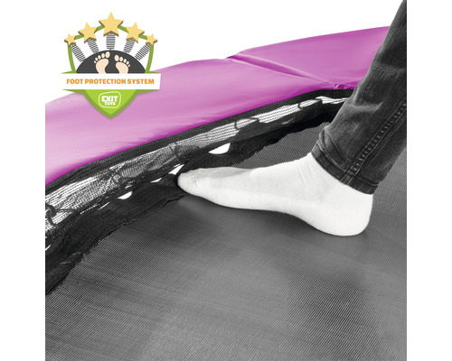 Detailaufnahme eines Trampolins mit Fußschutzsystem und EXIT Toys Logo.