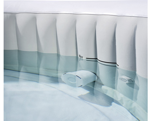 Detailansicht eines aufblasbaren Whirlpools mit Wasserstandsanzeige