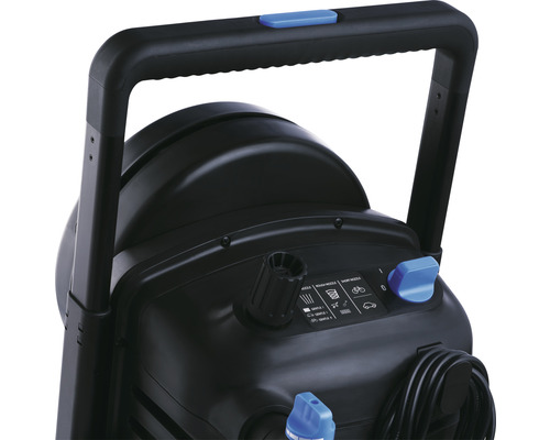 Detailansicht eines Hochdruckreinigers mit Griff und Bedienelementen