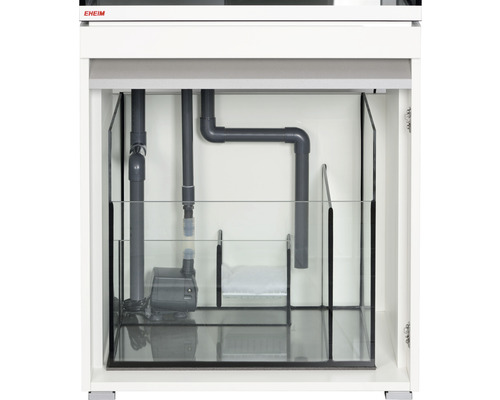Aquariumpumpen-Installation im Unterschrank