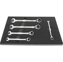 Steckschlüsselsatz mit Ringratschenschlüssel in Schaumstoffeinlage