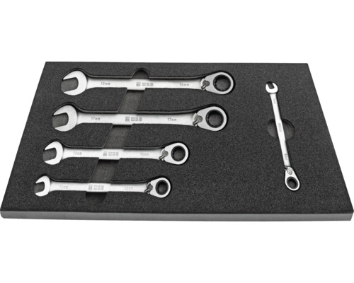 Steckschlüsselsatz mit Ringratschenschlüssel in Schaumstoffeinlage