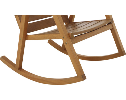Detailansicht eines Schaukelstuhls aus Holz