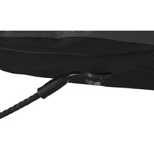 Detailansicht eines Abdeckplanen-Befestigungssystems mit Drahtseil