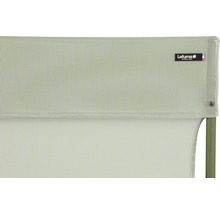 Detailansicht eines Lafuma Gartenmöbels mit Gewebestruktur und Lafuma Mobilier Logo