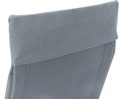 Detailansicht der Rückenlehne eines Stuhls