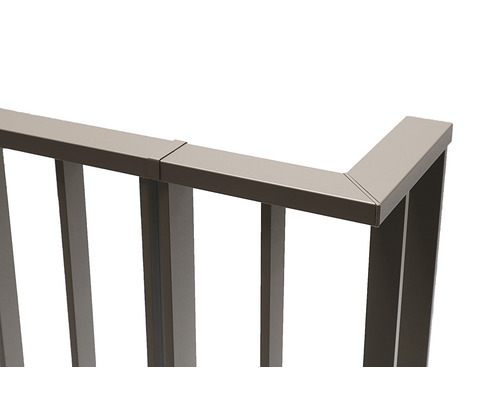 Detailaufnahme eines Metallzauns