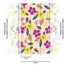 Tapete mit Blumenmuster und Maßangaben 280 mal 159 Zentimeter