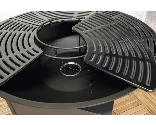 Grill mit Grillrosten